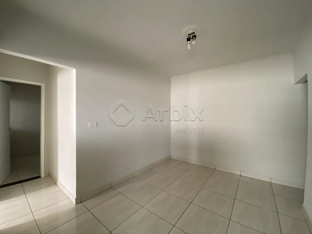 Alugar Casa / Residencial em Santa B&aacute;rbara D`Oeste R$ 1.950,00 - Foto 3